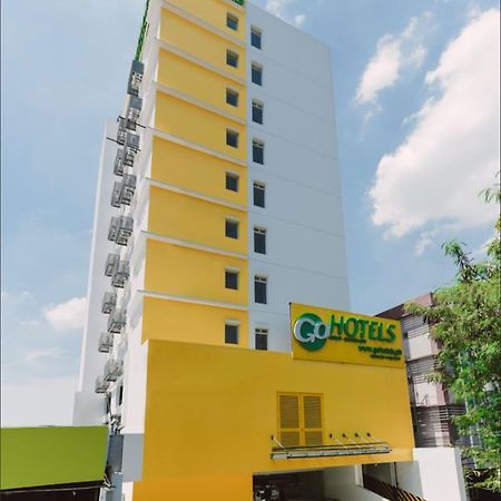 Go Hotels Cubao Bandar Quezon Luaran gambar